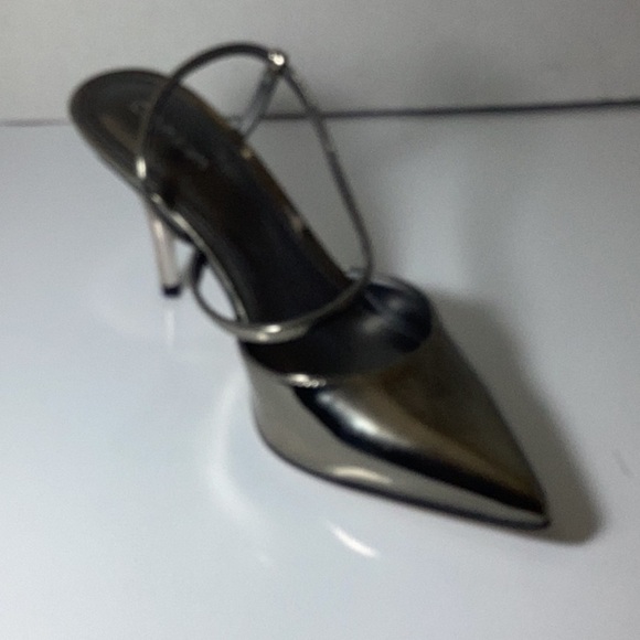 Cordera Pump (Women)
Calvin Klein - Picture 5 of 10